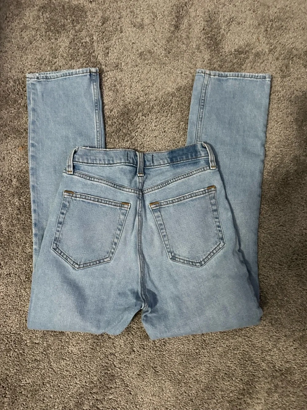 Abercrombie & Fitch these abercrombie
